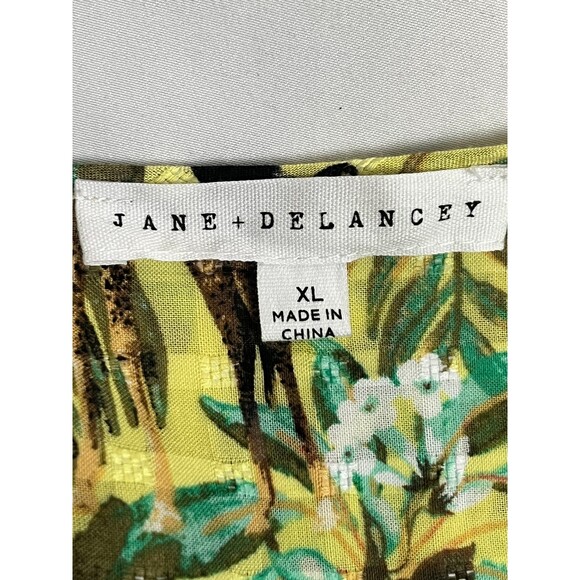 Jane and Delancey Novelty Print Top Birds Animals Sleeveless Shirt sze XL V Neck - Picture 9 of 12